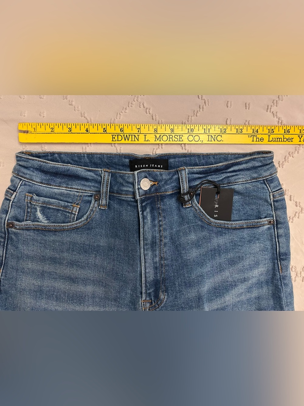 RISEN HIGH RISE DISTRESSED SHORTS - Picture 5 of 5